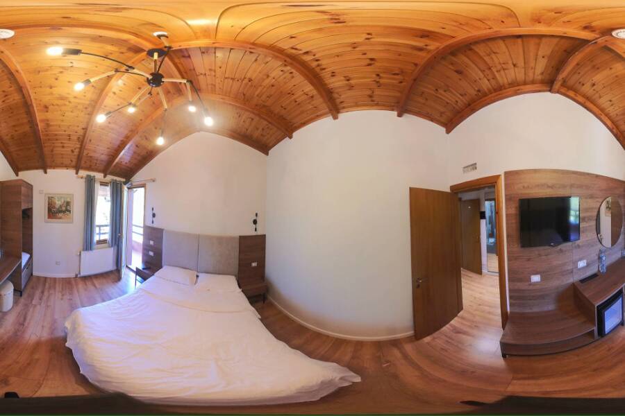 360 degree tour inside Hotel Sofo Llogara, Llogara