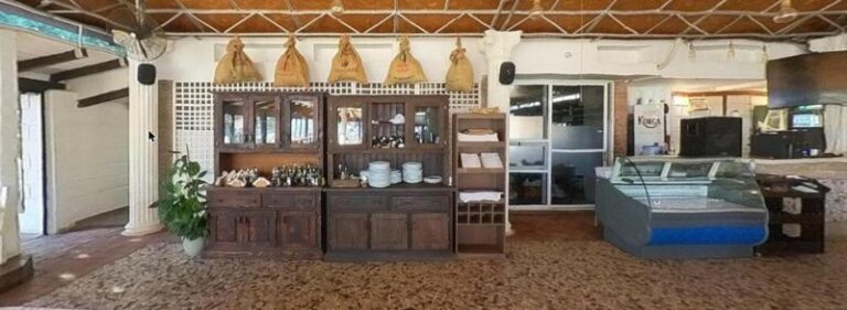 Oriku Bar & Restaurant — 360°